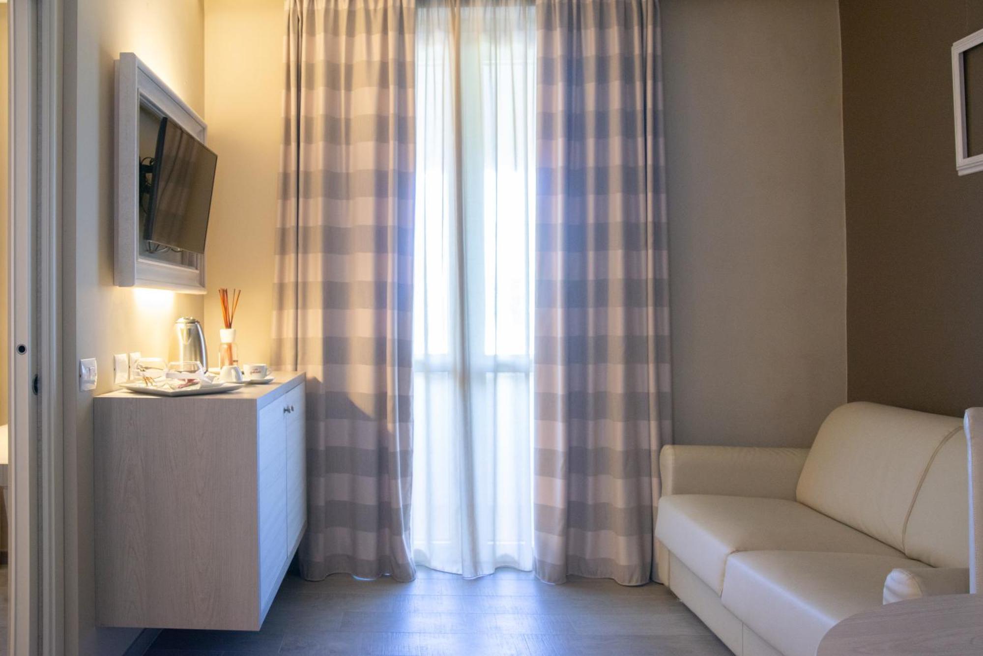 Hotel Degli Ulivi Феррандина Экстерьер фото